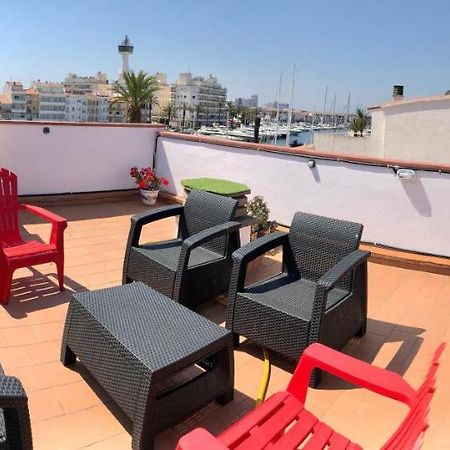 Appartement 80 M2,Port Rhodes D-2 Chambres, Terrasse Panoramique, Vue Sur Le Canal Principal D'Empuriabrava Exterior photo