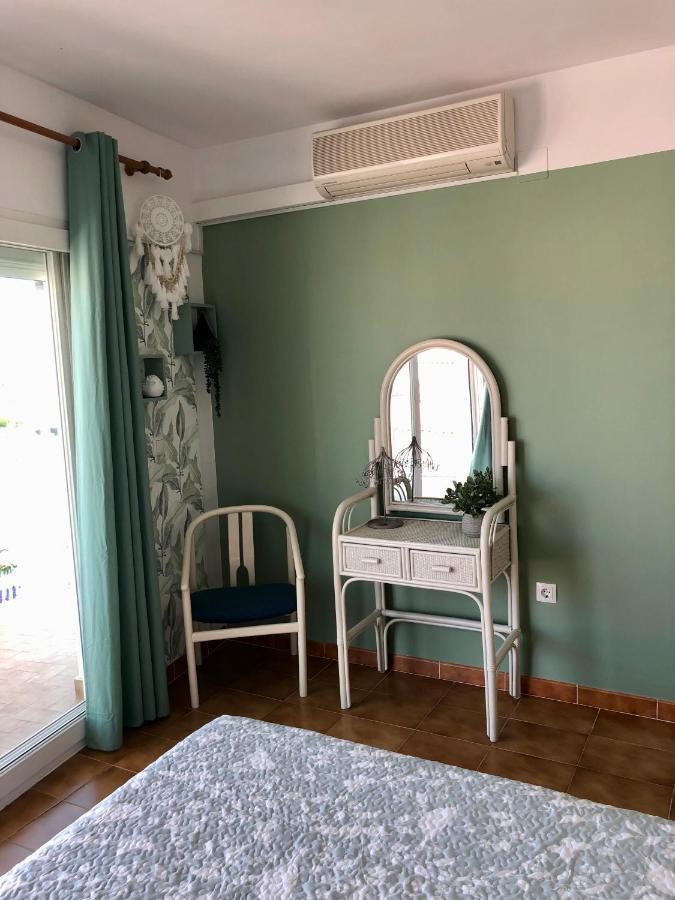 Appartement 80 M2,Port Rhodes D-2 Chambres, Terrasse Panoramique, Vue Sur Le Canal Principal D'Empuriabrava Exterior photo