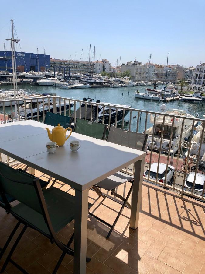 Appartement 80 M2,Port Rhodes D-2 Chambres, Terrasse Panoramique, Vue Sur Le Canal Principal D'Empuriabrava Exterior photo